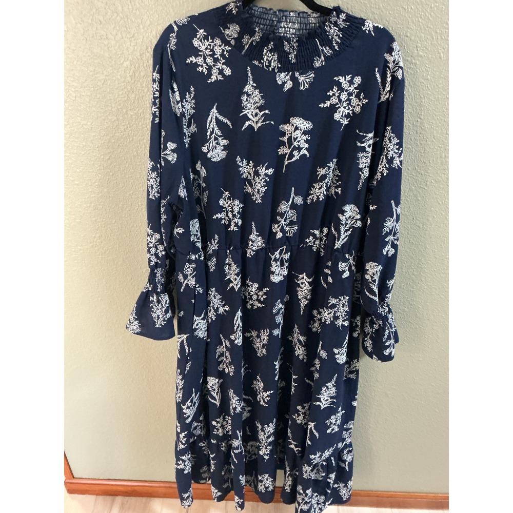 BloomChic Navy Blue White Floral Smocked Neck Ruffle Midi Dress Plus Size 22-24